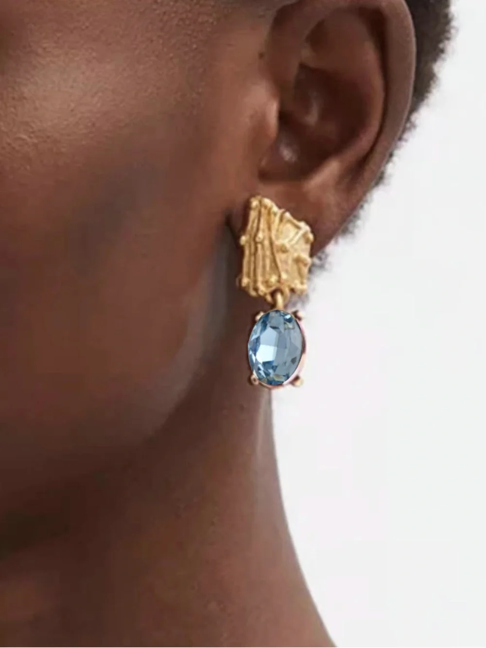 OSCAR DE LA RENTA • Enoki Shield Crystal Drop Earrings  In Baby Blue